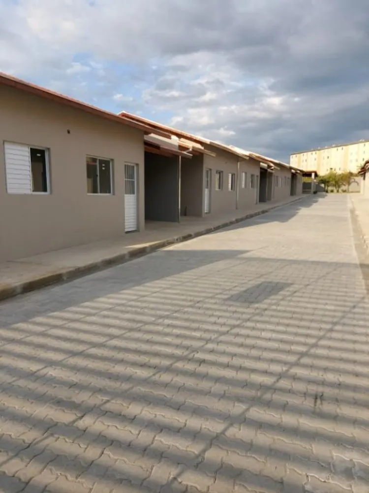 Casa, 2 quartos, 44 m² - Foto 1