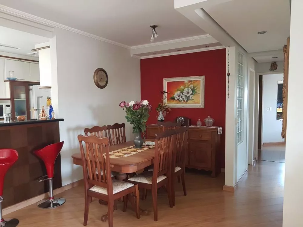 Apartamento à venda com 3 quartos, 210m² - Foto 1