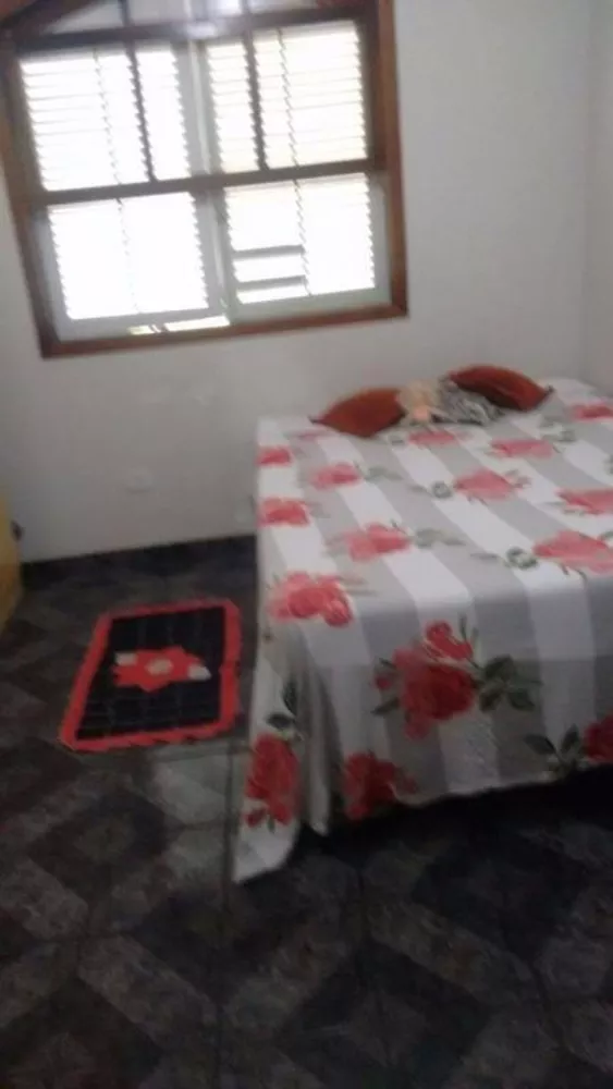 Casa à venda com 3 quartos, 191m² - Foto 2