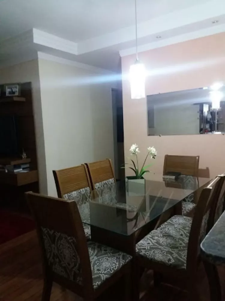 Apartamento à venda com 3 quartos, 74m² - Foto 2