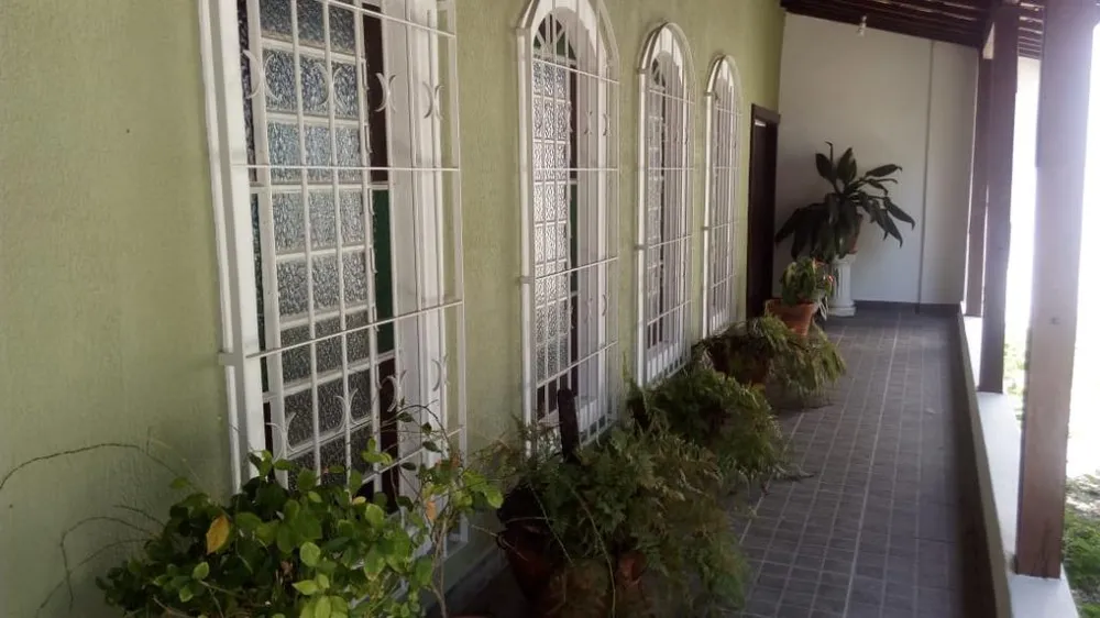 Casa, 4 quartos, 180 m² - Foto 1