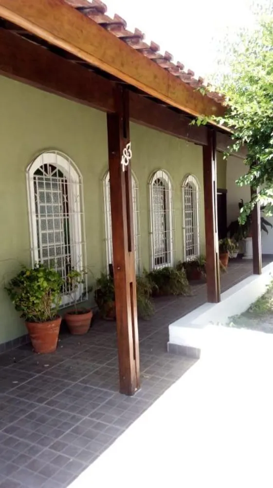 Casa, 4 quartos, 180 m² - Foto 2