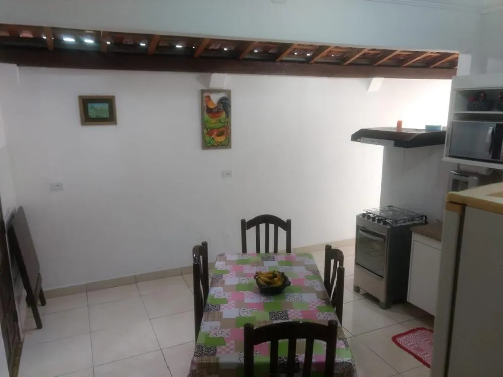 Casa, 3 quartos, 233 m² - Foto 4