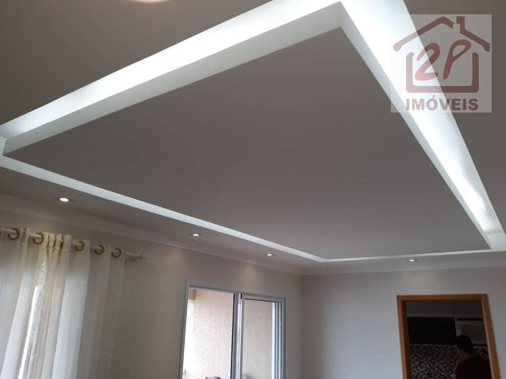 Apartamento à venda com 2 quartos, 70m² - Foto 3
