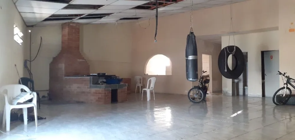 Casa, 3 quartos, 290 m² - Foto 2