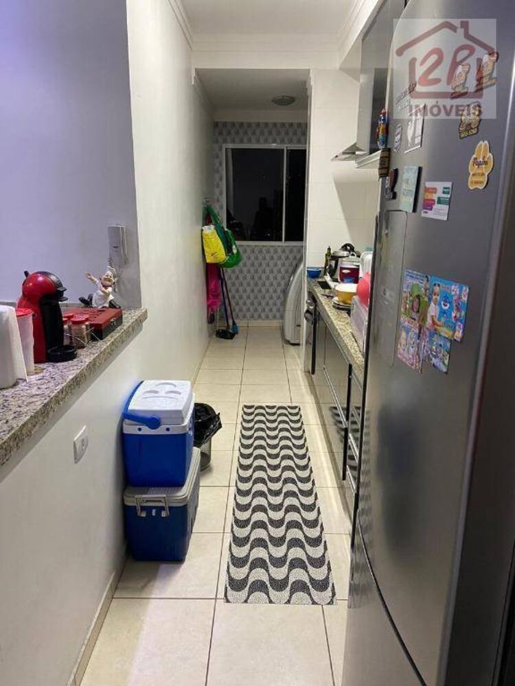 Apartamento à venda com 2 quartos, 70m² - Foto 3