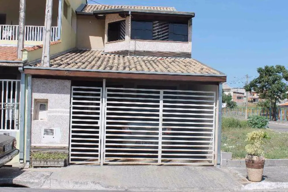 Casa, 3 quartos, 135 m² - Foto 1