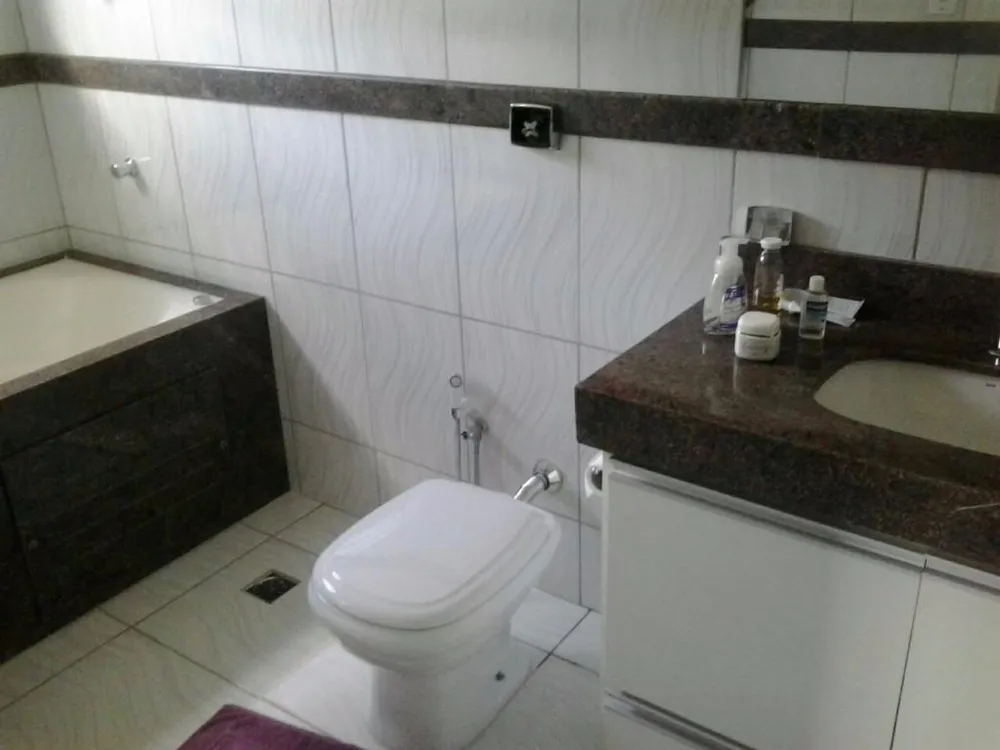 Sobrado, 6 quartos, 240 m² - Foto 7