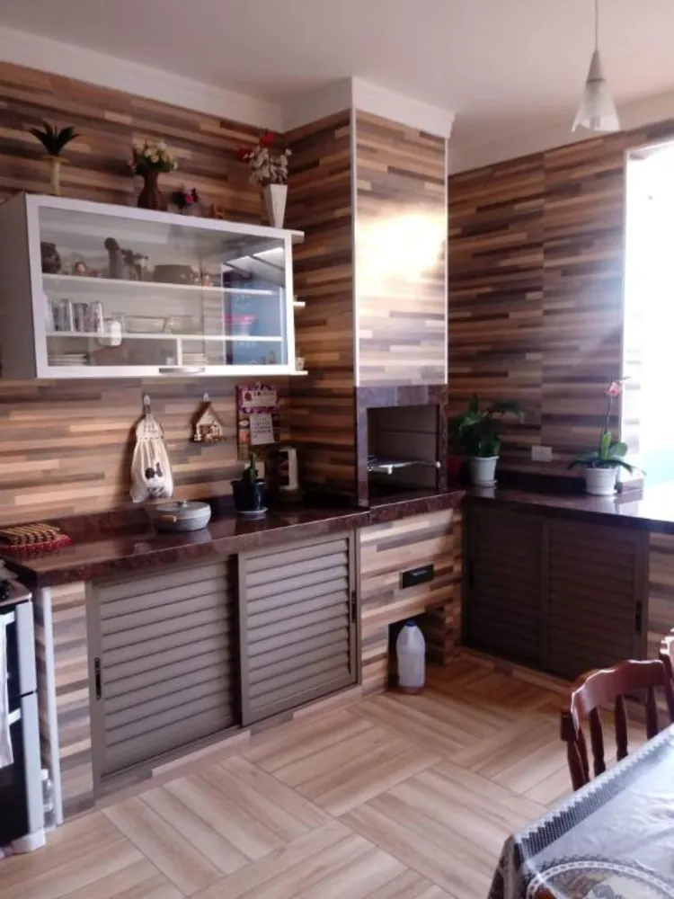Casa, 3 quartos, 171 m² - Foto 2