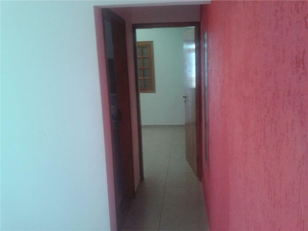 Casa à venda com 2 quartos, 110m² - Foto 3
