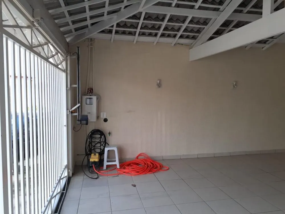 Casa, 3 quartos, 200 m² - Foto 1