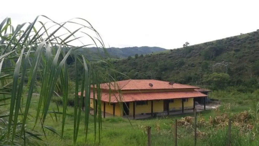 Sítio, 3 quartos, 2 hectares - Foto 1
