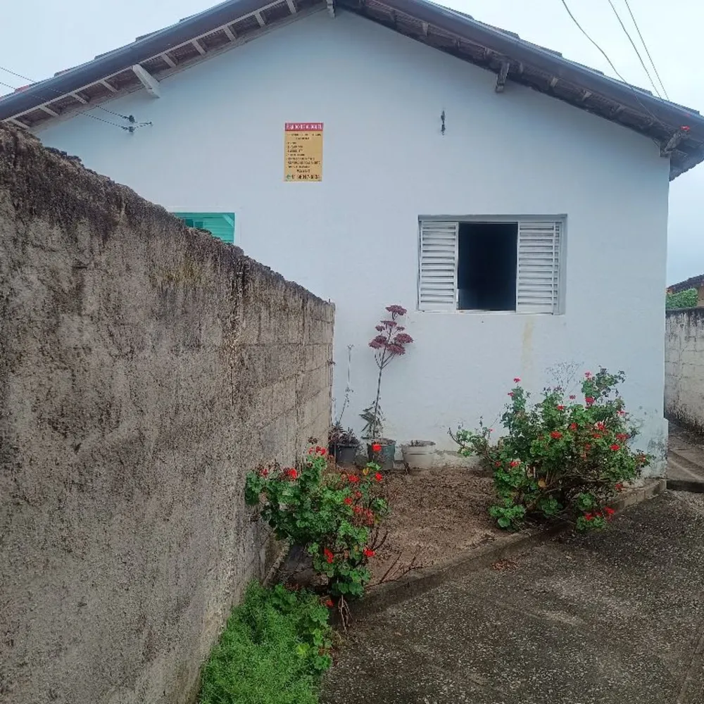 Casa, 4 quartos, 82 m² - Foto 1