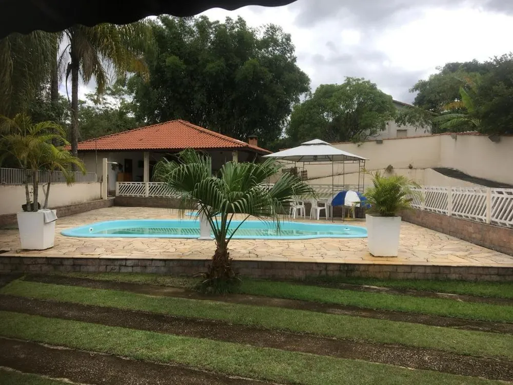 Chácara, 3 quartos, 5000 m² - Foto 1