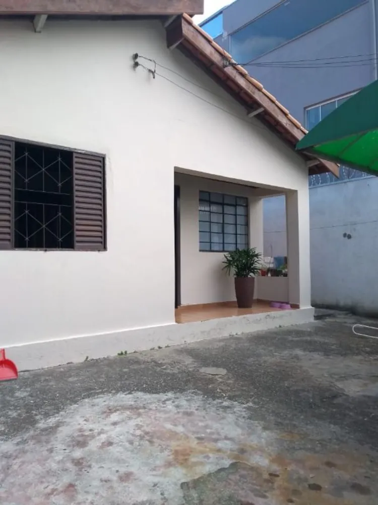 Casa, 3 quartos, 163 m² - Foto 1