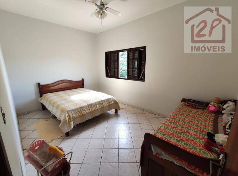 Sobrado à venda com 4 quartos, 384m² - Foto 2