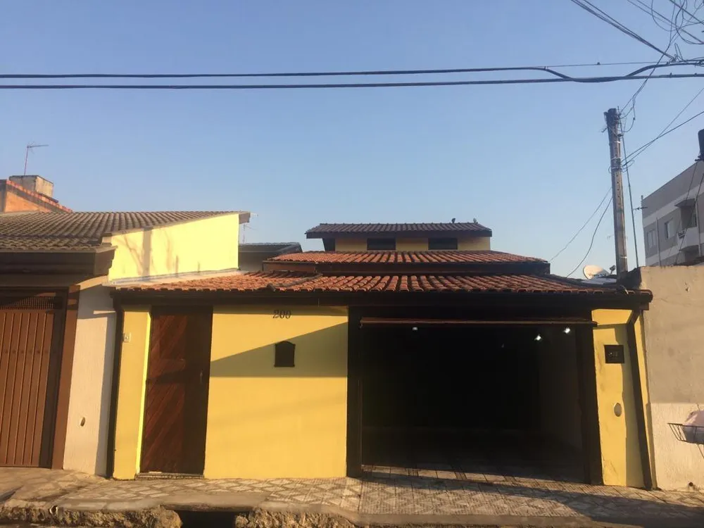 Casa, 3 quartos, 180 m² - Foto 1
