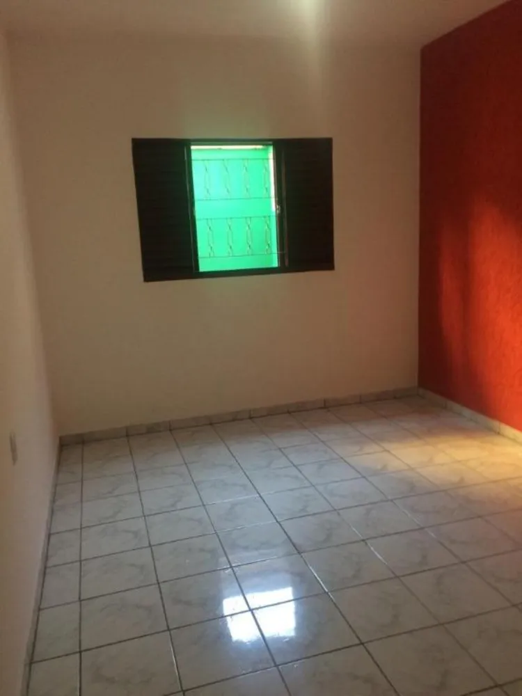 Casa, 3 quartos, 180 m² - Foto 2