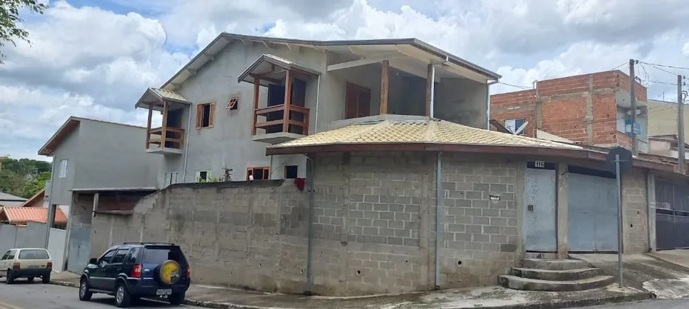 Sobrado, 4 quartos, 246 m² - Foto 1