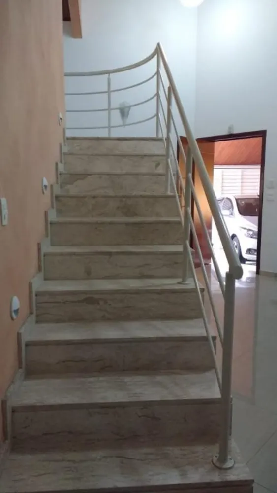 Sobrado, 4 quartos, 215 m² - Foto 2