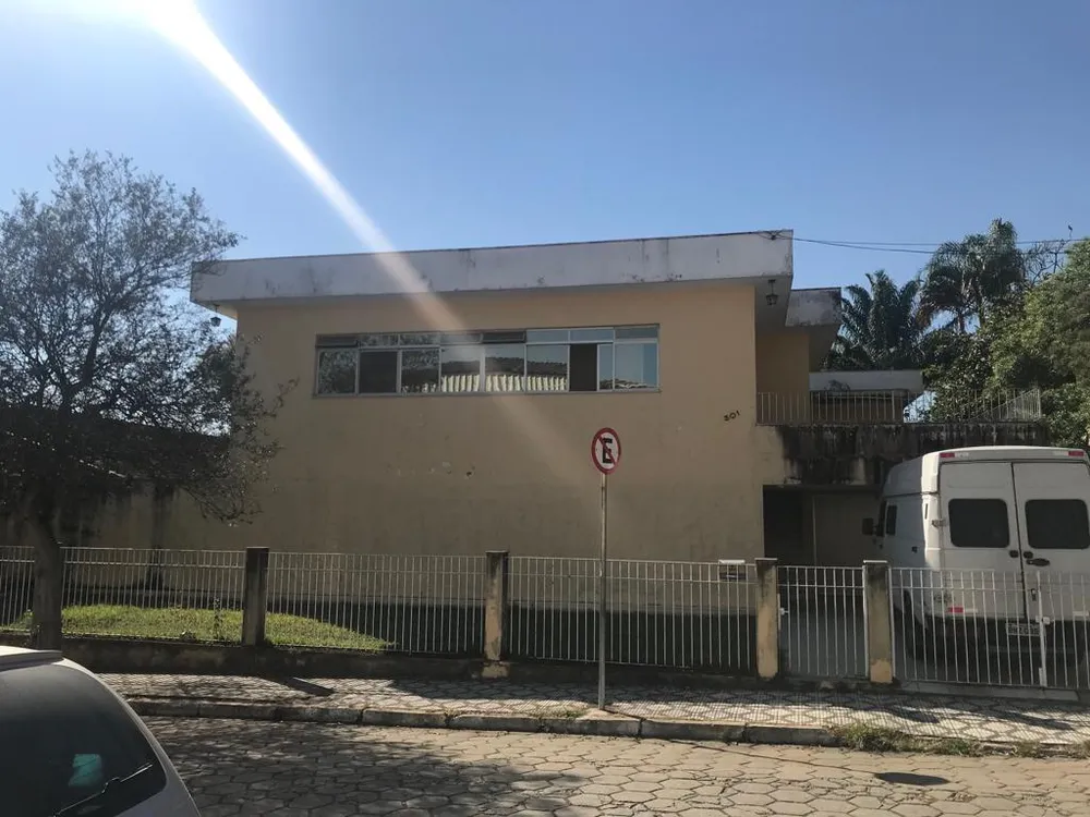 Casa, 5 quartos, 865 m² - Foto 2