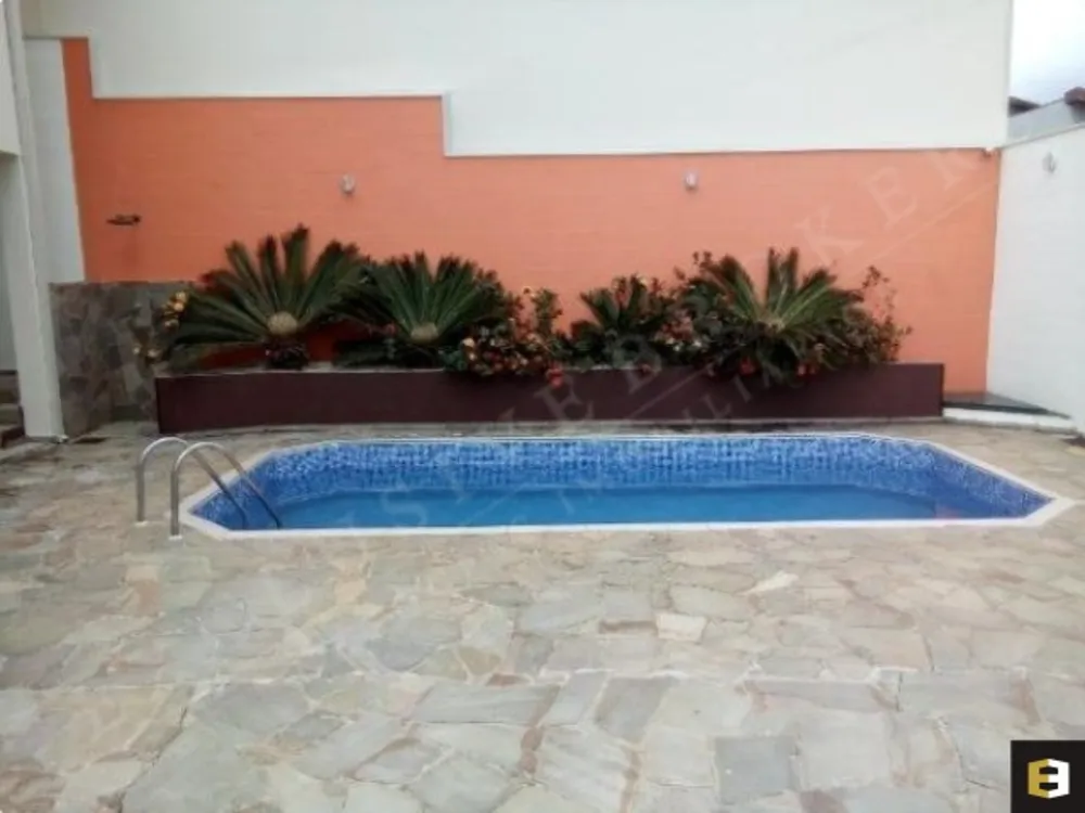 Casa, 3 quartos, 256 m² - Foto 2