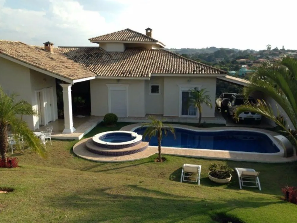 Chácara, 3 quartos, 1800 m² - Foto 1