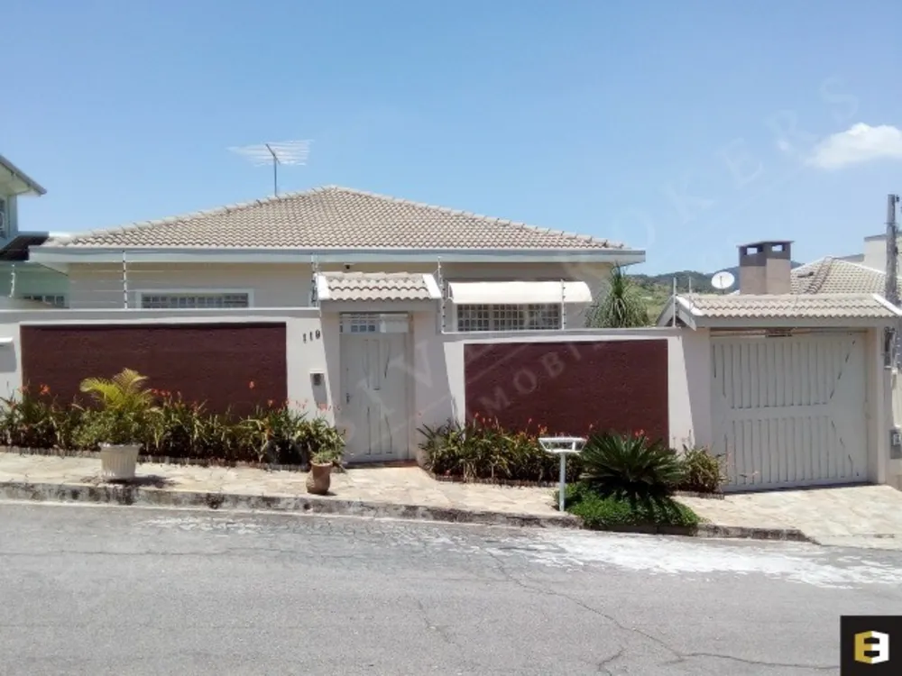 Sobrado, 3 quartos, 256 m² - Foto 1