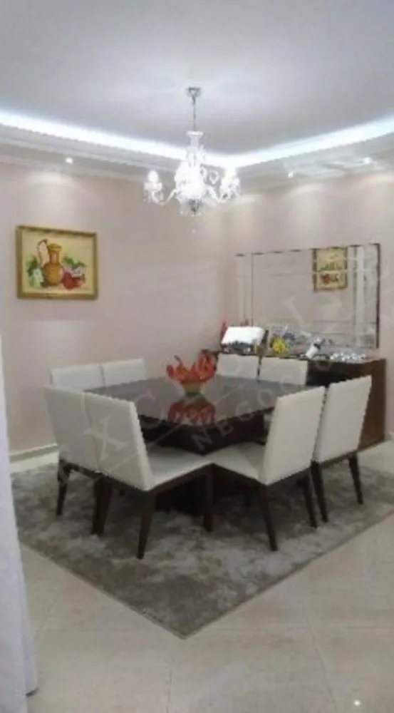 Sobrado, 3 quartos, 250 m² - Foto 1