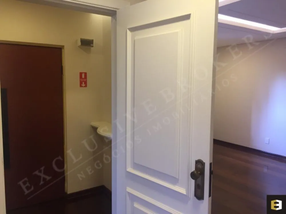 Apartamento, 3 quartos, 190 m² - Foto 2