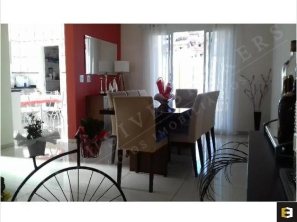 Casa, 3 quartos, 289 m² - Foto 2