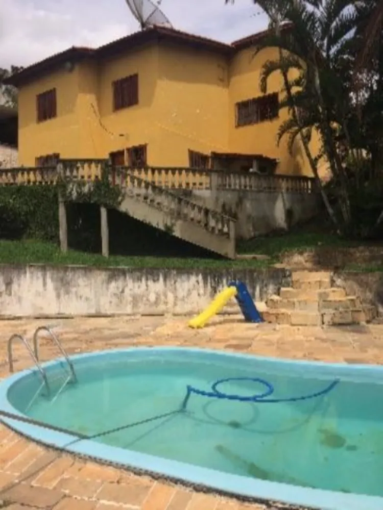 Sítio, 3 quartos, 2131 m² - Foto 1