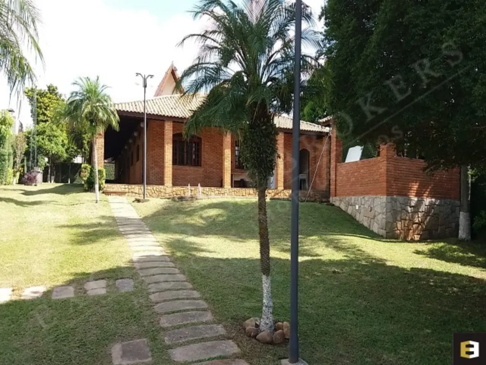 Chácara, 6 quartos, 1300 m² - Foto 1