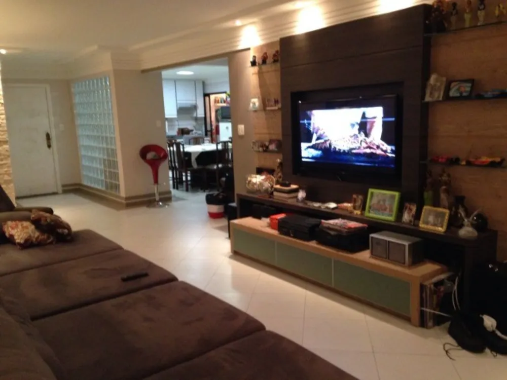 Apartamento, 3 quartos, 160 m² - Foto 2