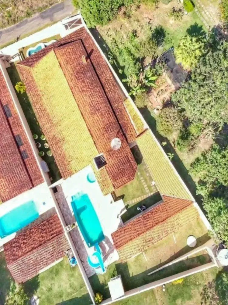 Chácara, 4 quartos, 1661 m² - Foto 1