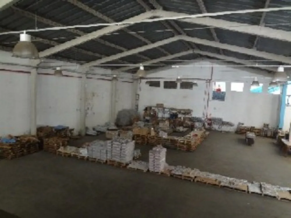 Depósito-Galpão, 1200 m² - Foto 2