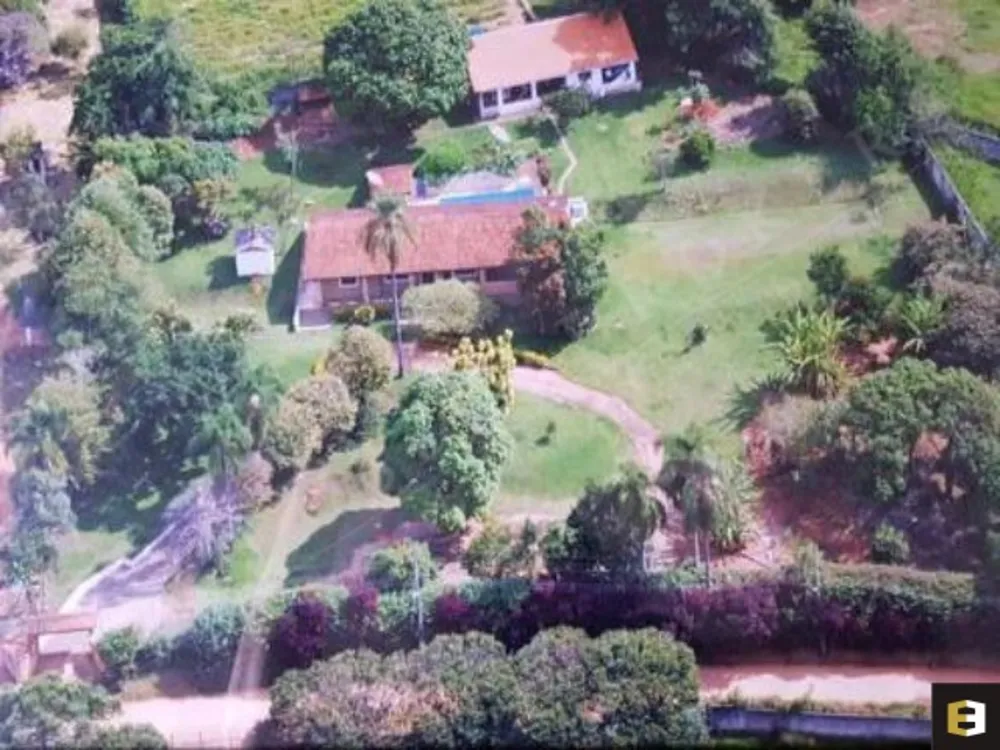 Chácara, 4 quartos, 6000 m² - Foto 1