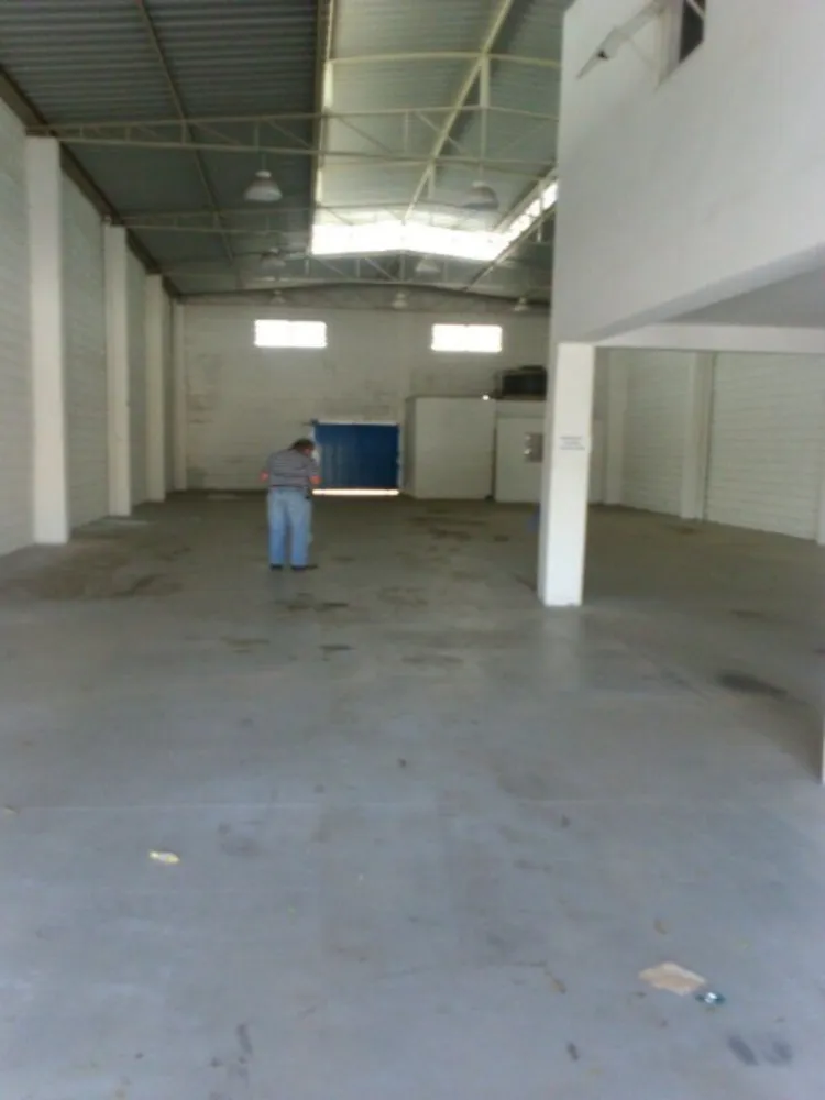 Depósito-Galpão, 385 m² - Foto 3