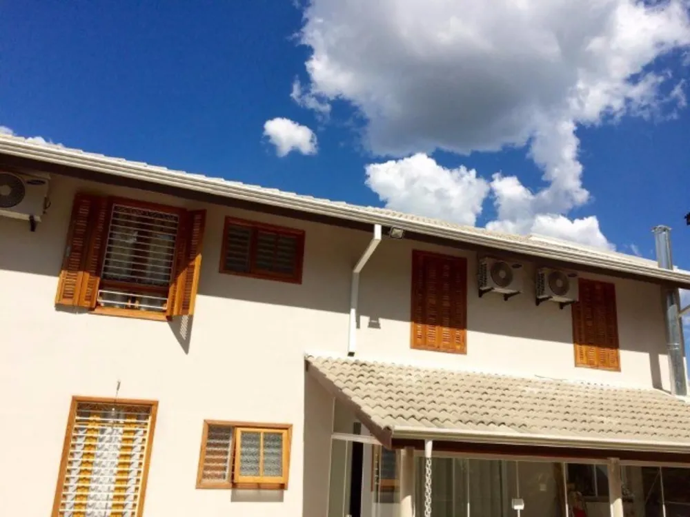 Casa, 4 quartos, 280 m² - Foto 1
