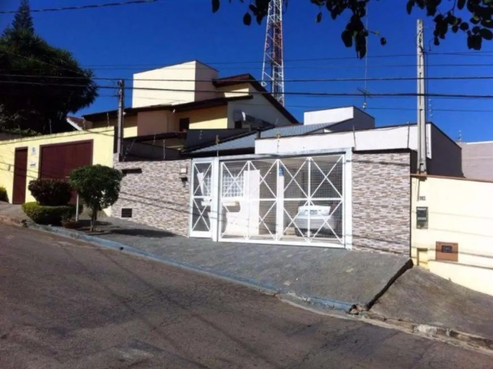 Casa, 3 quartos, 198 m² - Foto 1