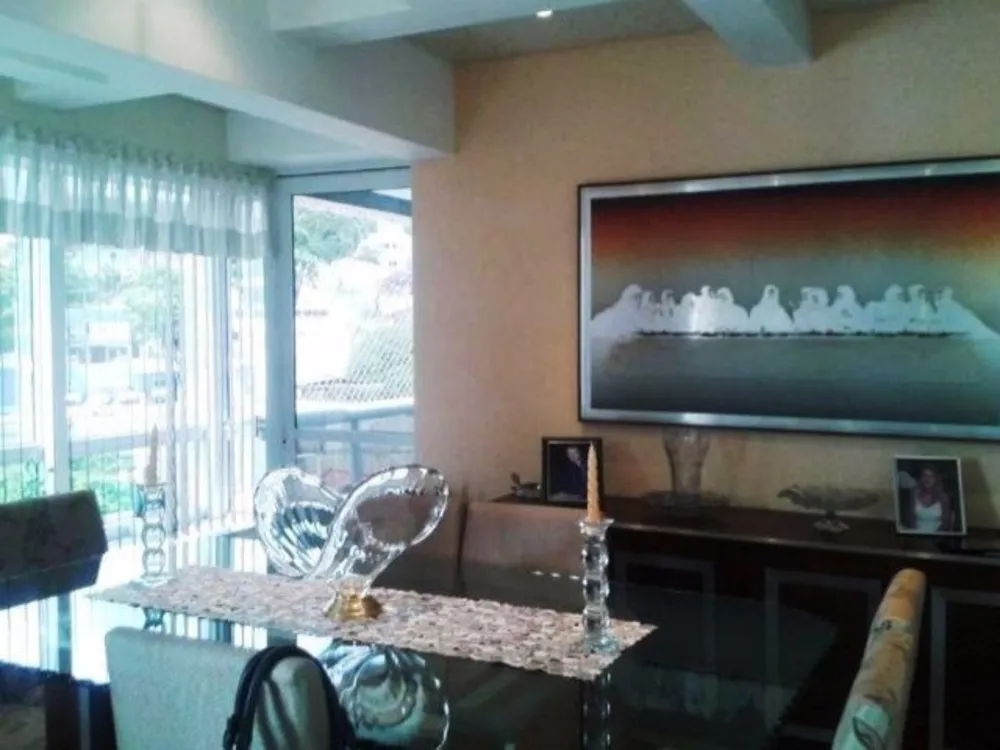 Apartamento, 3 quartos, 185 m² - Foto 2
