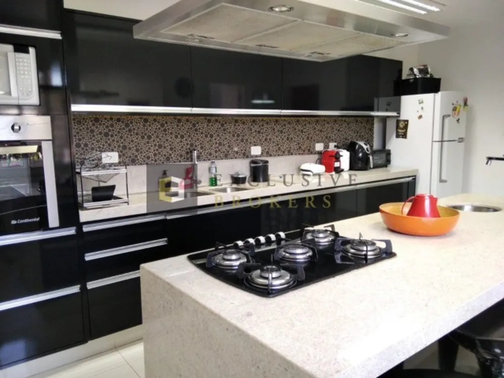 Sobrado, 3 quartos, 270 m² - Foto 1