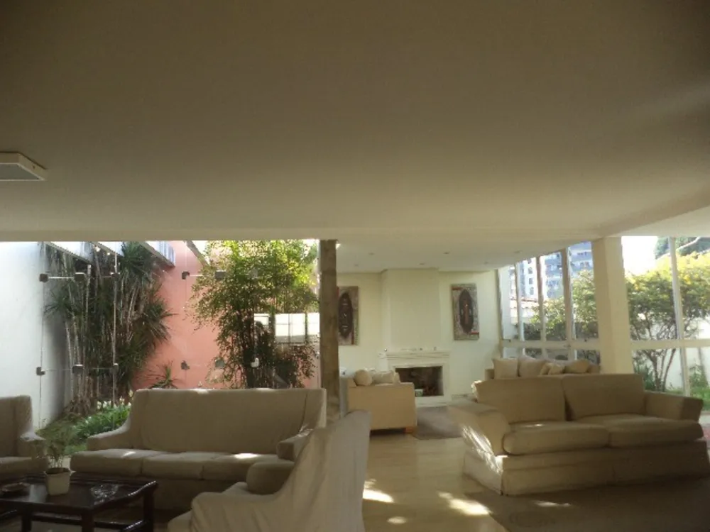 Casa, 3 quartos, 320 m² - Foto 1