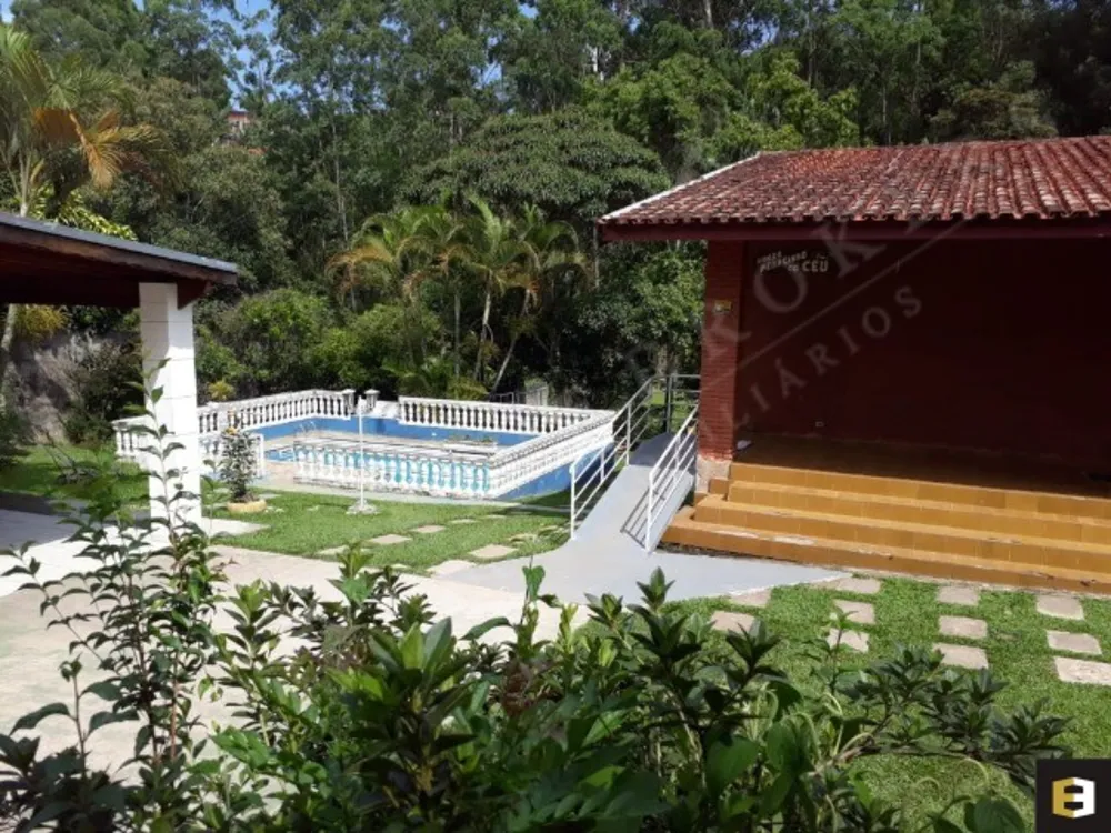 Chácara, 3 quartos, 3180 m² - Foto 2