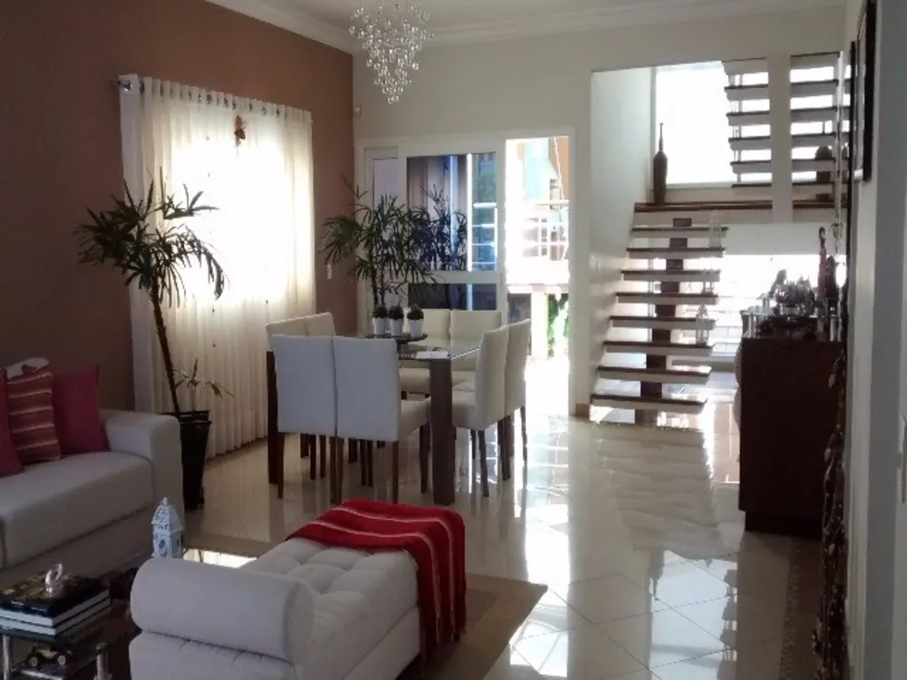 Casa de Condomínio, 3 quartos - Foto 1