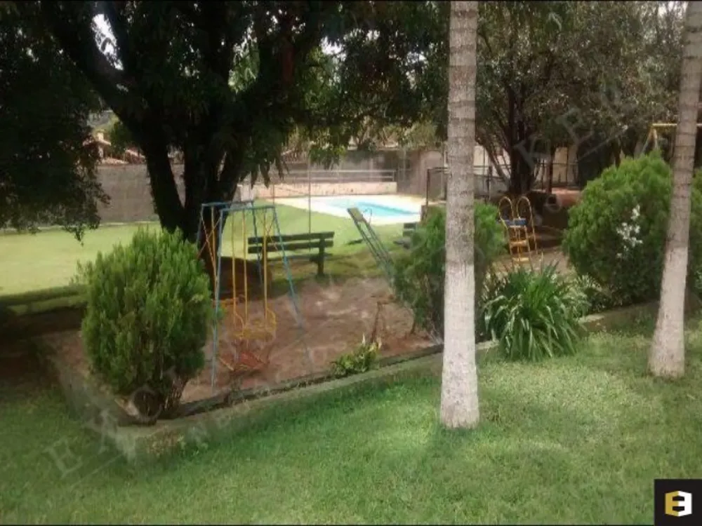 Chácara, 4 quartos, 5000 m² - Foto 1
