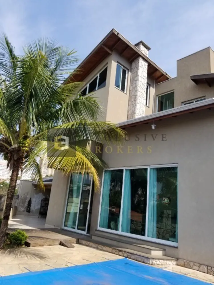 Casa, 3 quartos, 296 m² - Foto 2