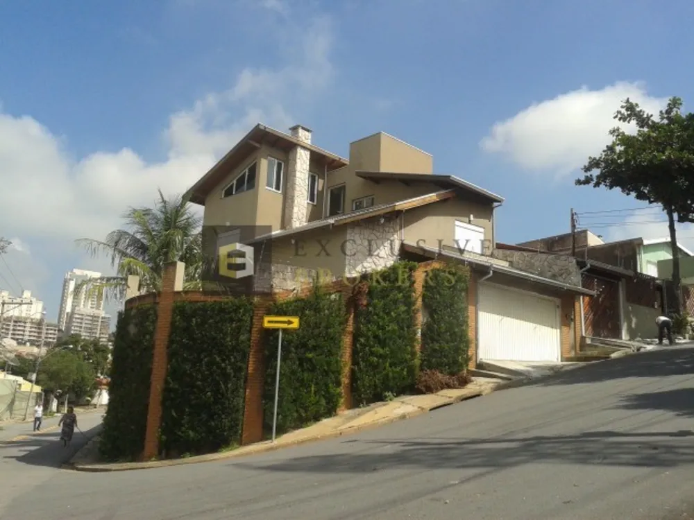 Casa, 3 quartos, 296 m² - Foto 1