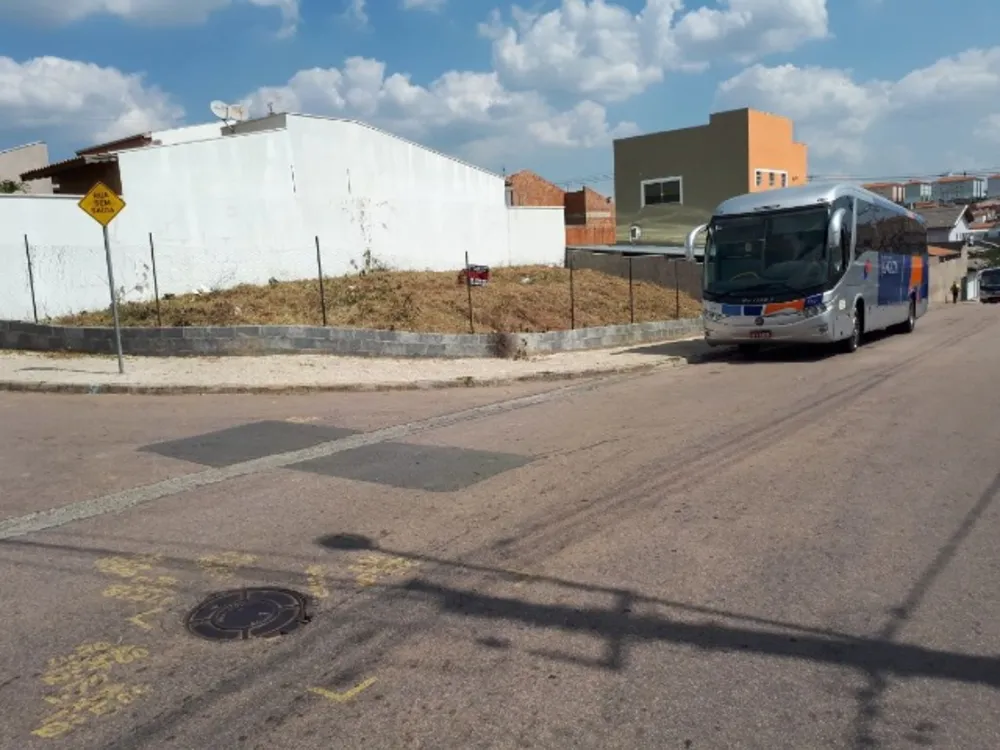 Terreno, 201 m² - Foto 1