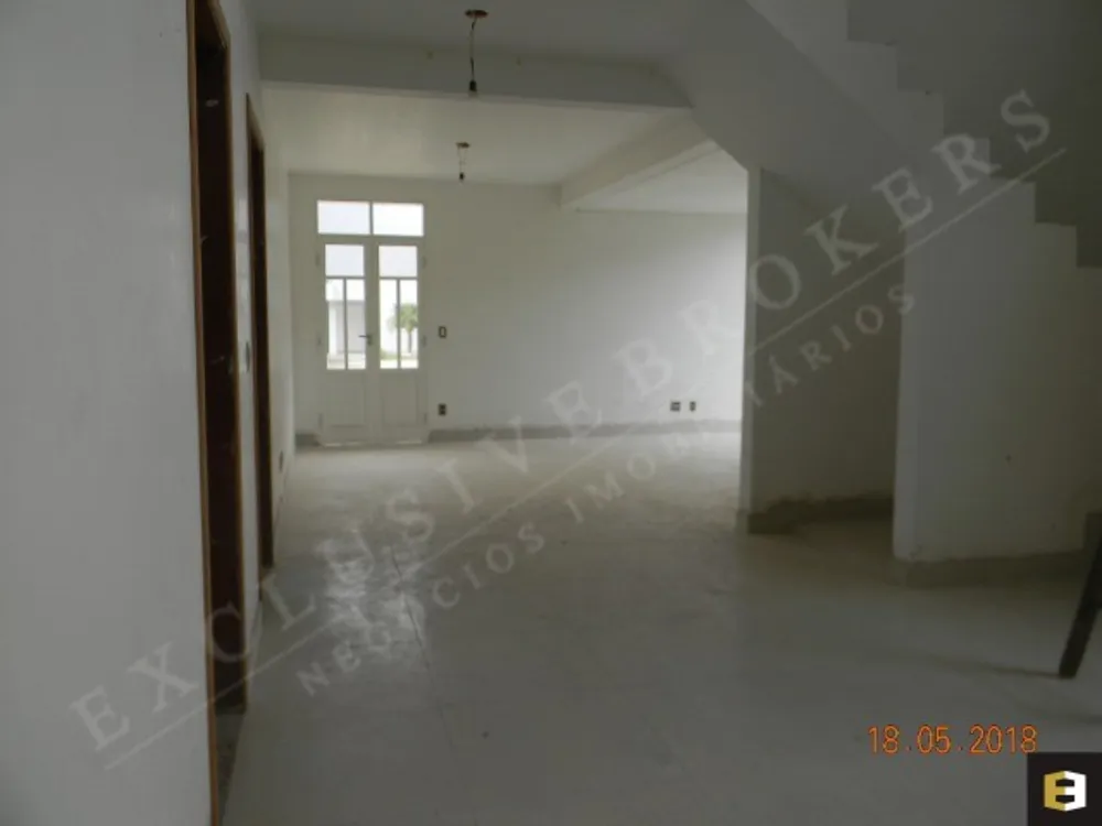 Casa, 3 quartos, 240 m² - Foto 3